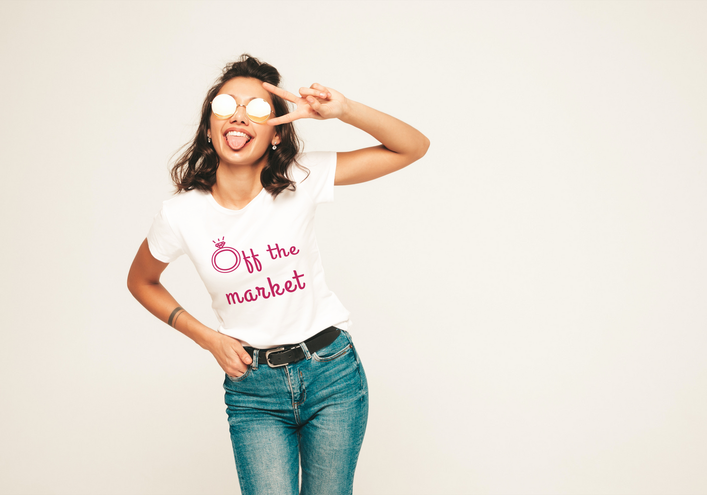 "Off the market" - Unisex organic cotton t-shirt
